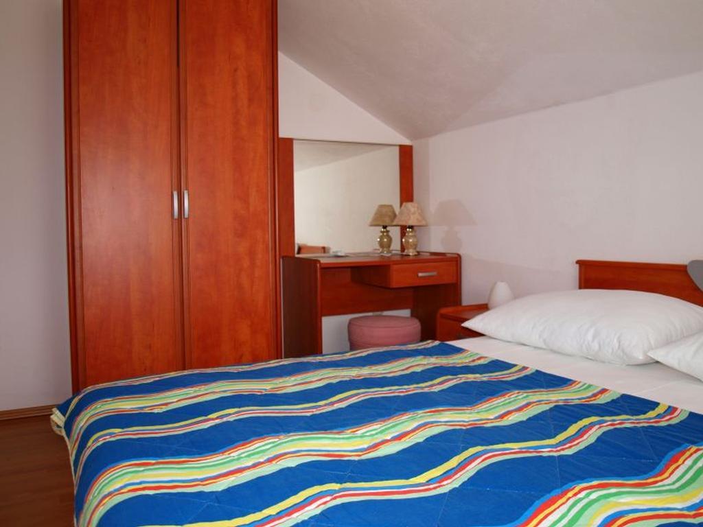 Apartments Mia Постира Стая снимка