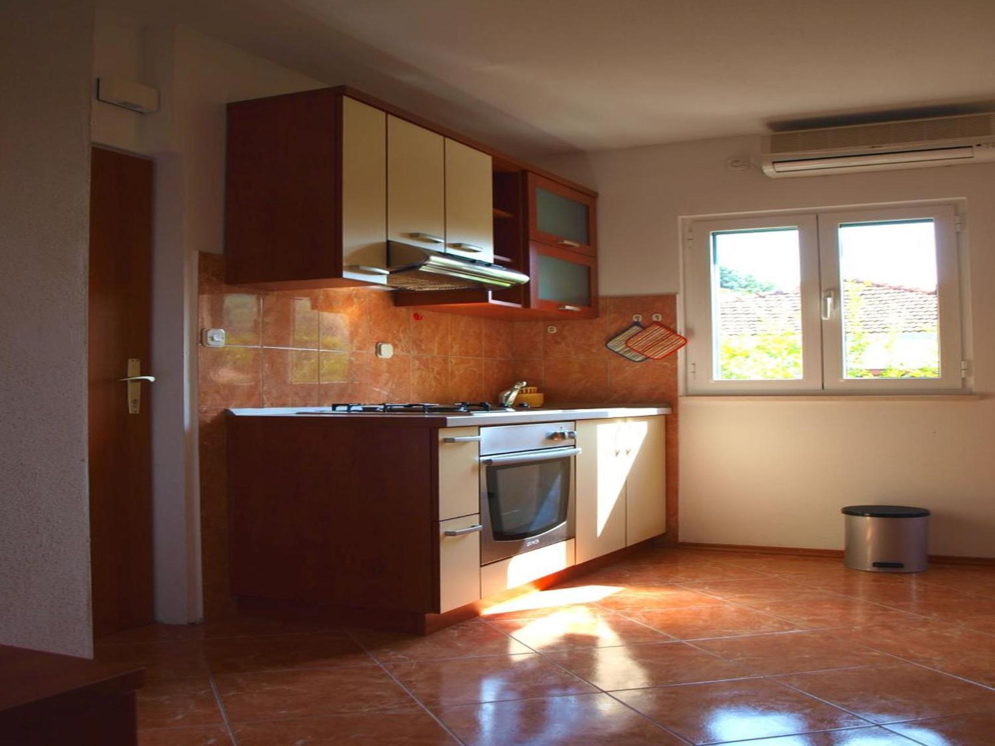 Apartments Mia Постира Екстериор снимка